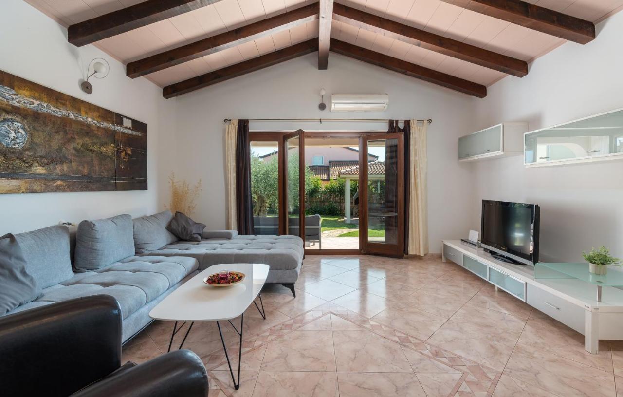 Villa Lucas Novigrad Istria Exteriör bild