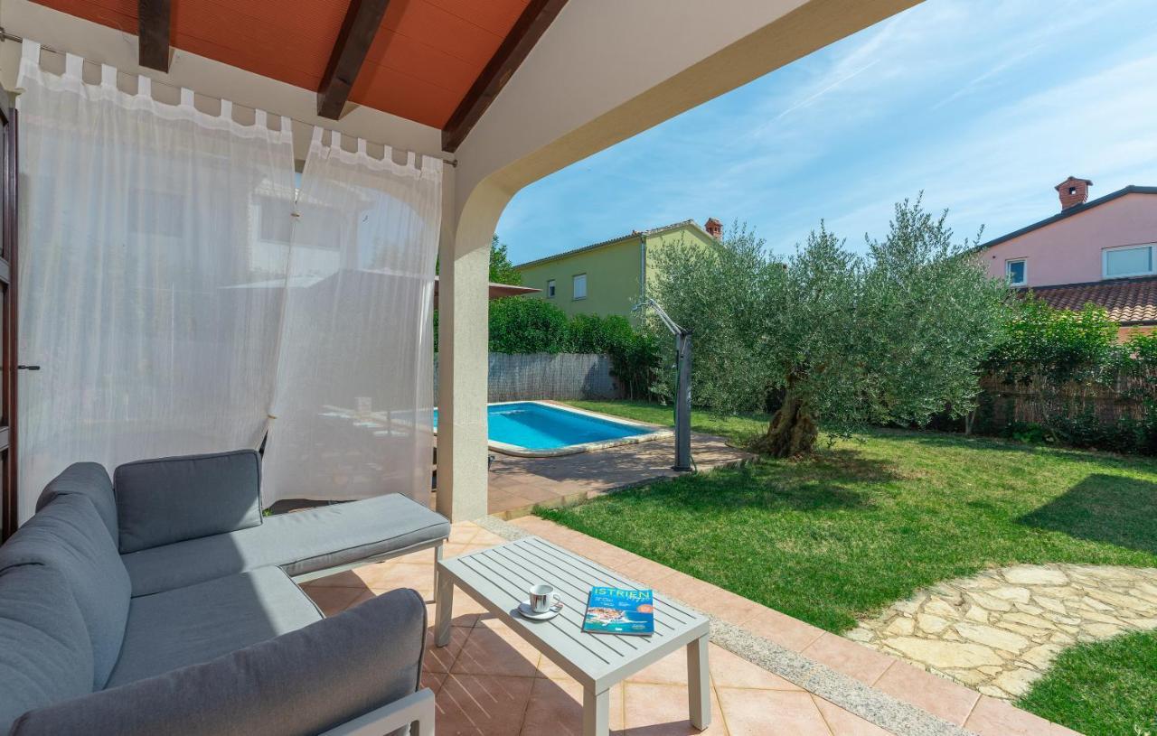 Villa Lucas Novigrad Istria Exteriör bild