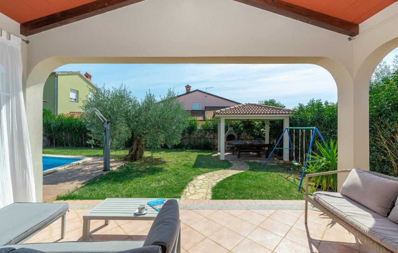 Villa Lucas Novigrad Istria Exteriör bild