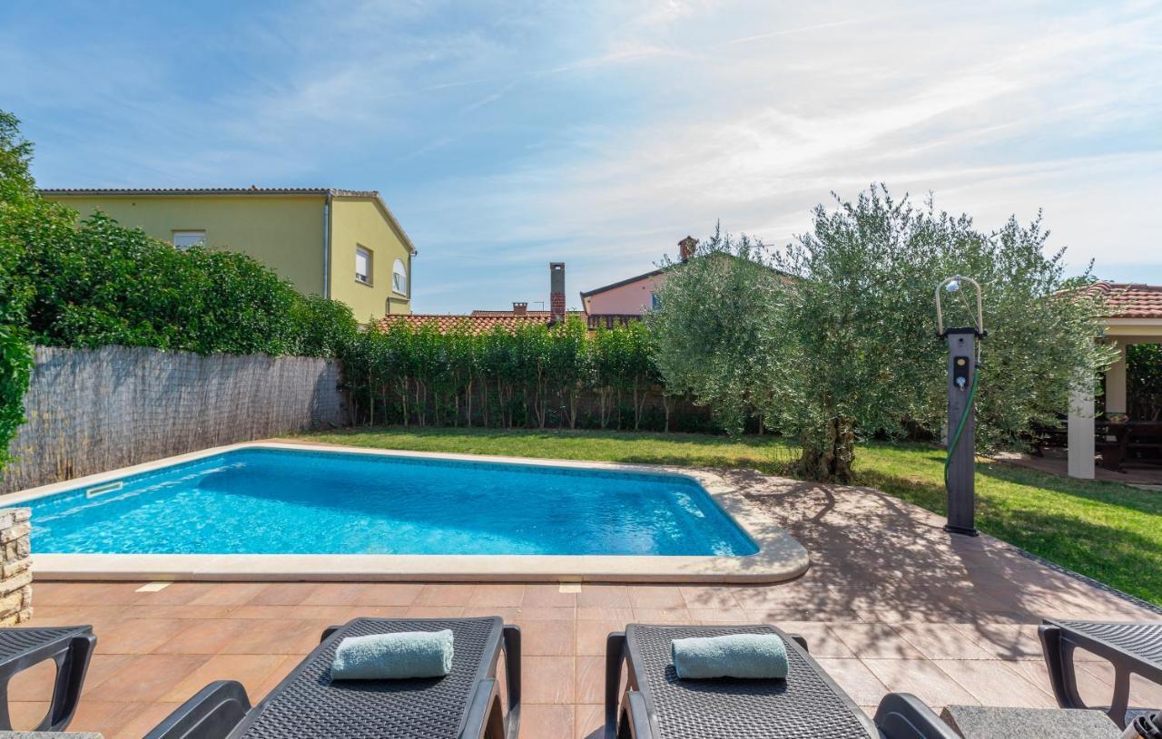 Villa Lucas Novigrad Istria Exteriör bild